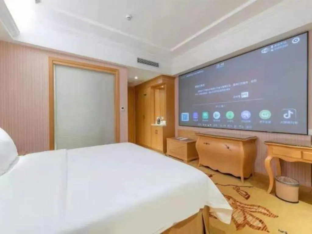 Vienna Hotel Zhuhai Huafashangdu Nanping Science Industrial Park
